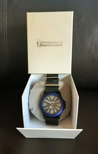 Horloge/klok/stopwatch - Montre neuve Logo Michelin / Ecrin