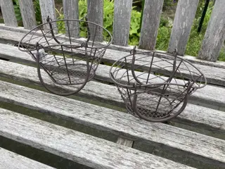 SUPER LEUKE METALEN MANDJES SET VAN GAAS IN ROESTBRUIN NIEUW