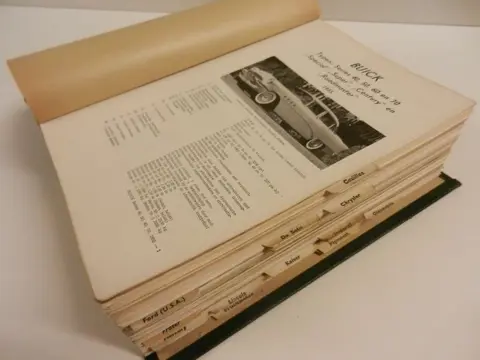 Documentatie - 105 x Olyslager Handboeken USA jaren 50