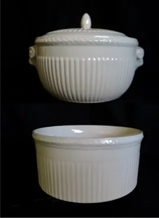 John Goodwin - Wedgwood - Soufléschaal en