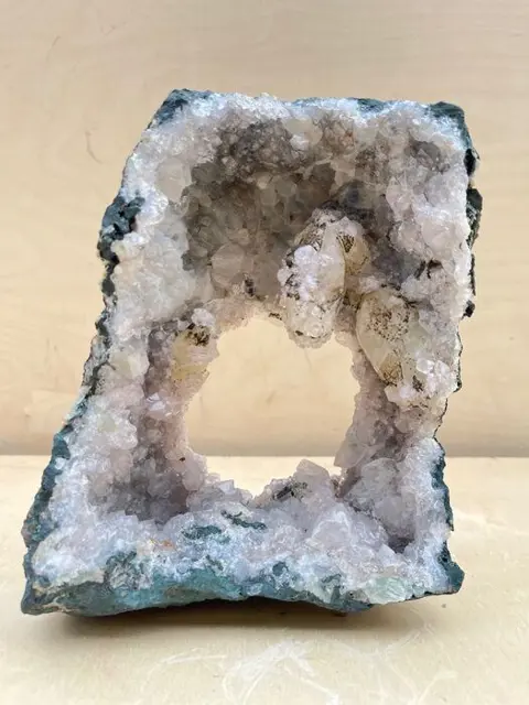 Amethist geode met kwarts Geode - 1.6 kg