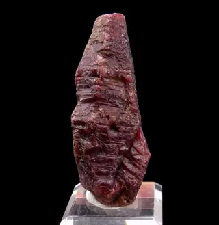 Korund var. Robijn - Ihosy, Madagaskar - 5.8×2.5×2.3 cm -
