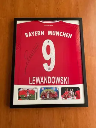 FC Bayern München - Robert Lewandowski - Handtekening