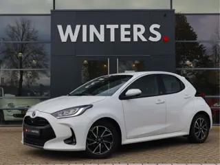Toyota Yaris 1.5 Hybrid Dynamic | Navigatie | Camera | Stoelverwarming | Carplay | All-Seasons