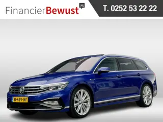Volkswagen Passat Variant 1.5 TSI AUT7 R-LINE ELEGANCE PANORAMADAK LEDER NAVI CAMERA VIRTUAL-DASH IQ