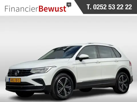 Volkswagen Tiguan 1.4 TSI AUT6 eHYBRID R-LINE + NW-MODEL VOL-LEDER DIGI-DASH AIRCO IQ-DRIVE PARK-ASS