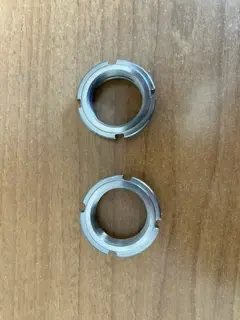 Hub nuts for Maserati Merak