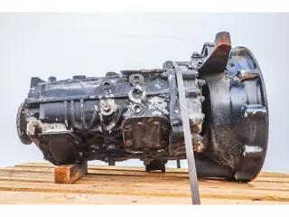 ZF S6-66 M90 81.32002-6891 (bj 1995)