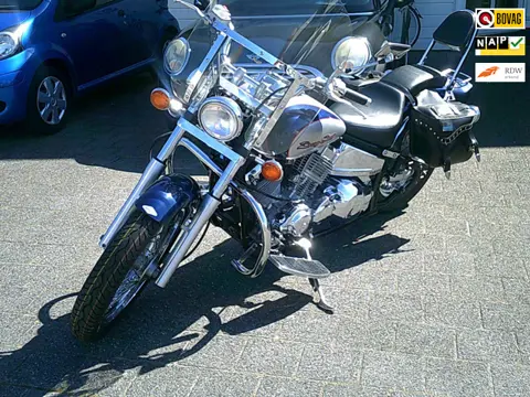 Yamaha Chopper XVS 650 Drag Star