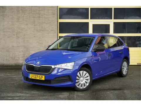 Škoda Scala 1.0 TSI 5drs Active BJ2020 Led | App-Connect ( Niet vrijgeschakeld ) | Bluetooth (Niet v