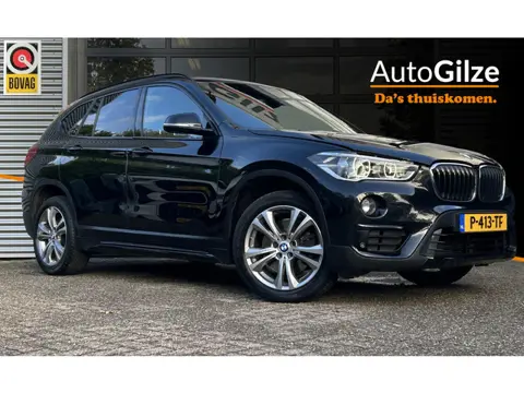 BMW X1 sDrive20i High Executive l Sfeer verlichting l Navi l Trekhaak l Electrische Klep