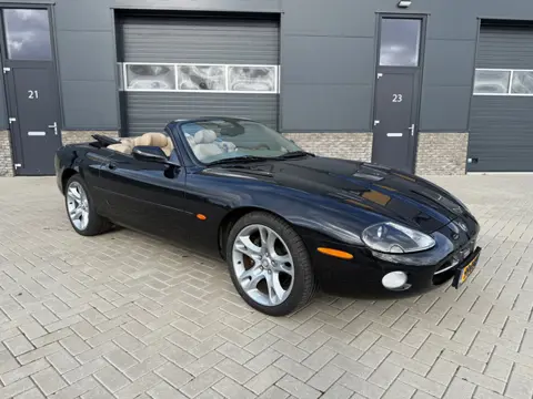 Jaguar XK8 4.2 V8 Convertible NL Auto / Youngtimer