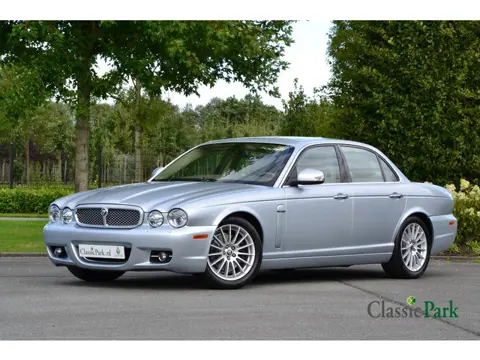 Jaguar XJ-8 3.5 V8 Executive (bj 2007, automaat)