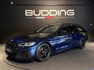 BMW 5 Serie Touring 520i Business Ed | M-sport | Trekhaak | Tansanitblau