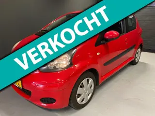 Toyota Aygo 1.0-12V Comfort NL Auto Lage KM NAP APK Spoiler Rijklaar.