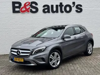 Mercedes-Benz GLA-klasse 200 Edition Trekhaak Panorama dak Automaat Cruise Clima Led verlichting