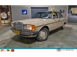 Mercedes-Benz 200-280 (W123) 200 W123 | 5-bak