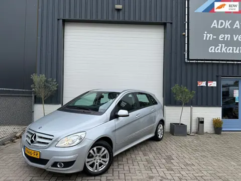 Mercedes-Benz B-klasse 200 AUTOMAAT/STOELVERW/TREKHAAK/PDC/MOOIE AUTO