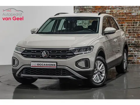 Volkswagen T-ROC 1.5 TSI Life Business I Afneembare trekhaak I Stoelverwarming