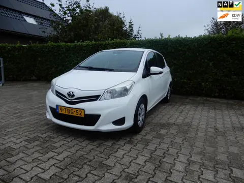 Toyota Yaris 1.0 VVT-i Now