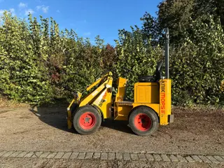 Knikmops 100 | Bouwjaar 2018 | 4600 uur