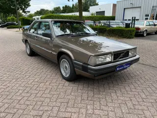 Volvo 780 2.8 Coupé