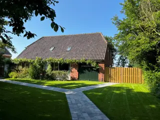 Sfeervol vakantiehuis met ruime tuin nabij Den Hoorn