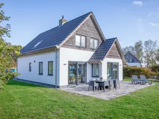 Rustig gelegen villa aan de rand van het Dennenbos