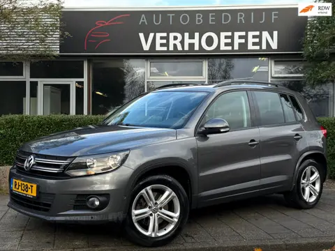 Volkswagen Tiguan 1.4 TSI Sport&Style - PANORAMADAK - CLIMATE / CRUSE CONTR - AUTOMATISCH INPARKEREN