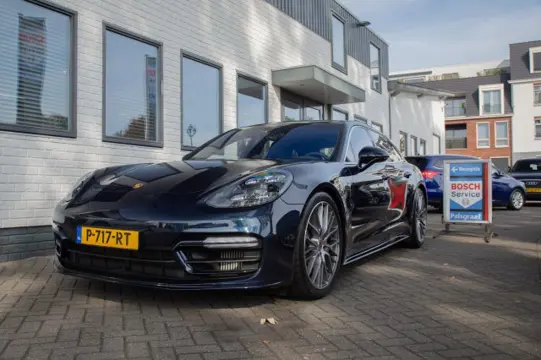 PORSCHE PANAMERA SPORT TURISMO 2.9 4 E-HYBRID Platinum Sport Chrono Full Loaded GROOT LEDER Pack 