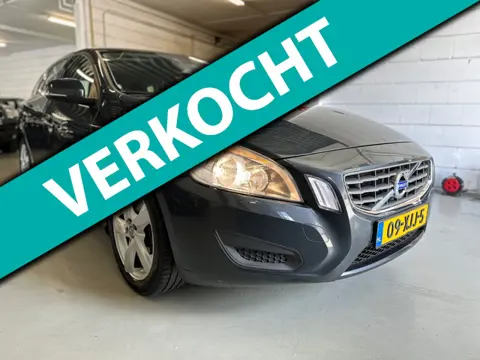 Volvo V60 1.6 T3 Kinetic goedonderhouden!