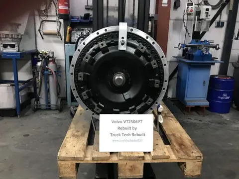 VT2506PT With or Without retarder / With or without second