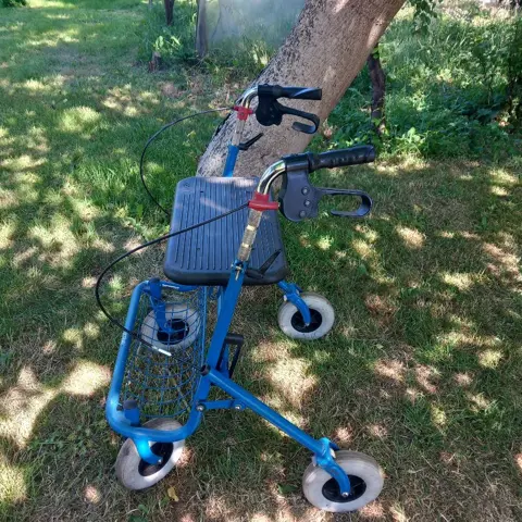 Rollator , premis - inklapbaar
