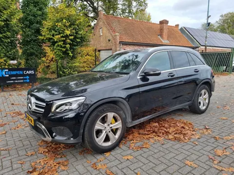 Mercedes-Benz GLC 250 4MATIC Aut. Led Navi Leder *Schade*