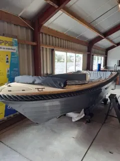 Nieuwe Aardam 5m sloep bij ZeilstraNautica