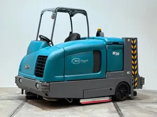 Tennant M30 LPG 2017 1800uu!! Veeg-Schrob-machine HL1026