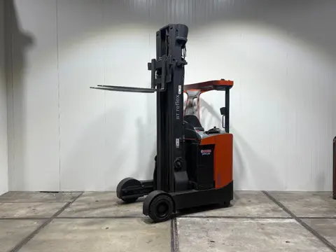 BT RRE160R Buiten reachtruck triplex sideshift Freelift HL1093