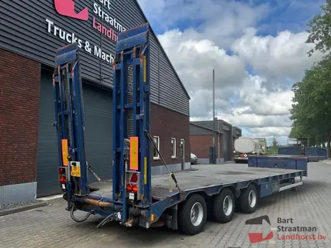 Langendorf SATUE 30/29 3 assige semi dieplader met hefbed en hydraulische rampen. BS1685