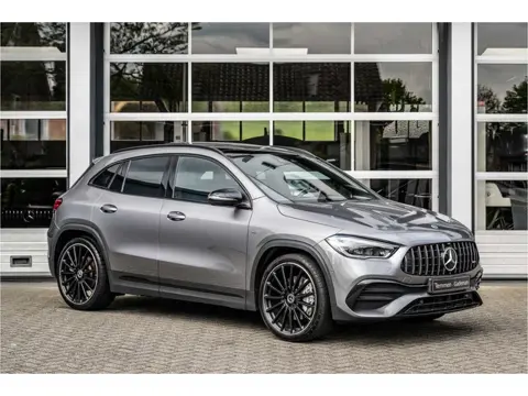 Mercedes-Benz GLA 35 AMG 4MATIC+ (bj 2022, automaat)