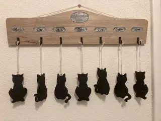 KEUKENREKJE MA T/M ZO MET POEZEN HANGERS NIEUW