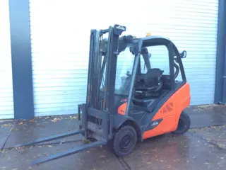 Linde 2 ton diesel bj 2014!!