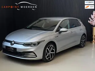 Volkswagen Golf 1.5 eTSI Style DSG | IQ LIGHT | CAMERA | SFEERVERLICHTING