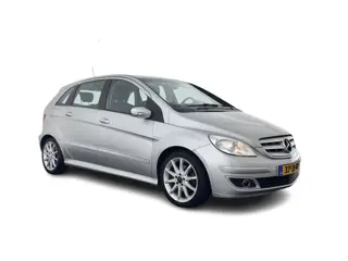 Mercedes-Benz B-Klasse 180 CDI Aut. *LEATHER-FABRIC | AIRCO | CRUISE | COMFORT-SEATS | TOWBAR | 17''