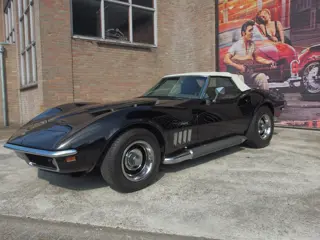 Chevrolet Corvette Stingray Een écht hele mooie en degelijke Stingray uit 1969, met nog de chromen b