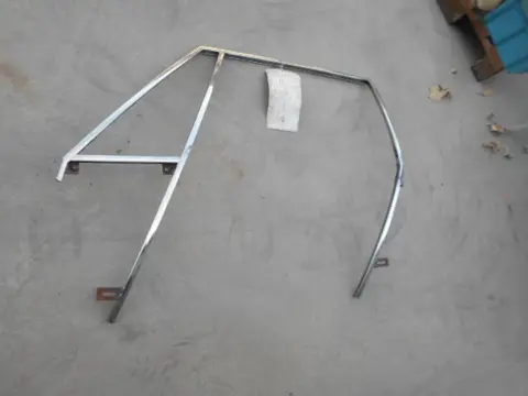 Front left door frame De Tomaso Pantera