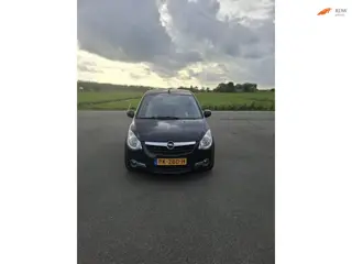 Opel Agila 1.2 Edition