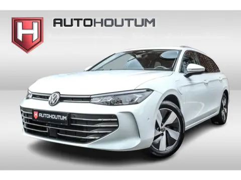 Volkswagen Passat Variant 1.5 eHybrid Elegance Business Trekhaak, Headup display, 360° Camera
