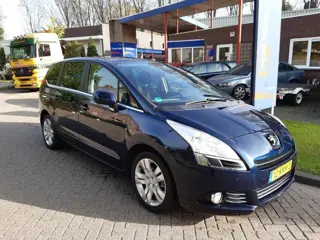 Peugeot 5008 1.6 VTi Airco, LMV, 7-zitter, panoramdak, nieuwe distributie !