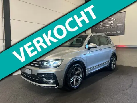 Volkswagen Tiguan 1.5 TSI ACT R-Line Pano, Adaptive Cruise Control, Virtual Cockpit, Apple Carplay, 