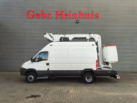 Iveco Daily 65C18 4x4 France Elevateur 162 TTF (bj 2009)